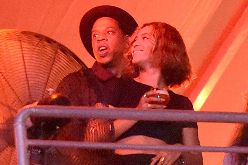 What Split? Jay Z and Beyonce Engage in PDA at Made in America Festival [PHOTOS]