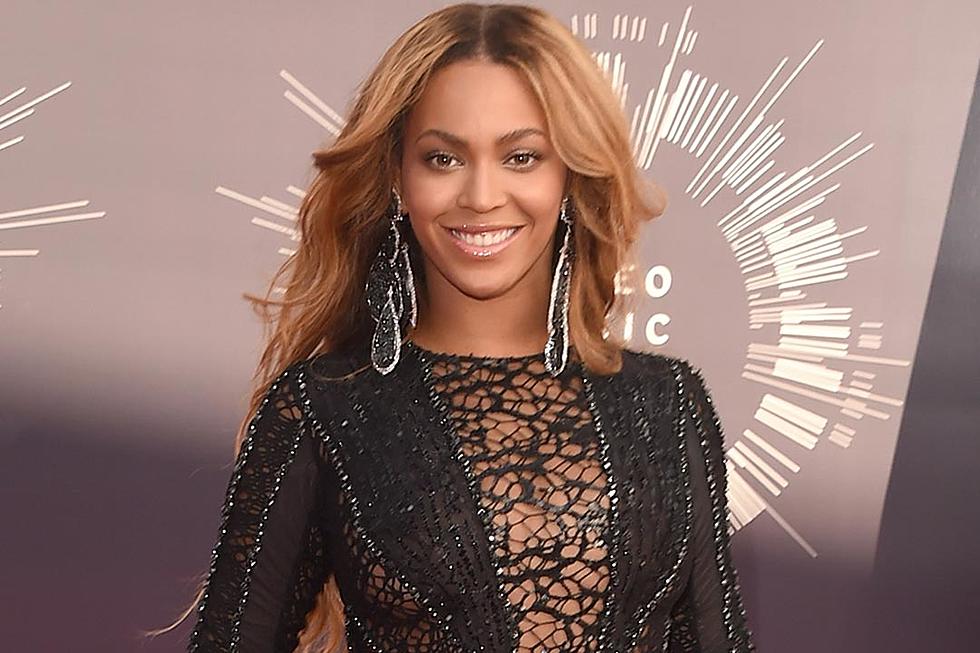What Do You Think About Beyonce’s New SHORT Bangs? [VIDEO]