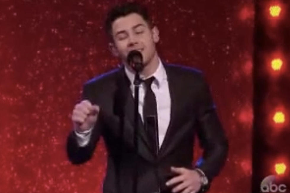 Nick Jonas Performs 'Jealous' on 'Dancing With the Stars' [VIDEO]