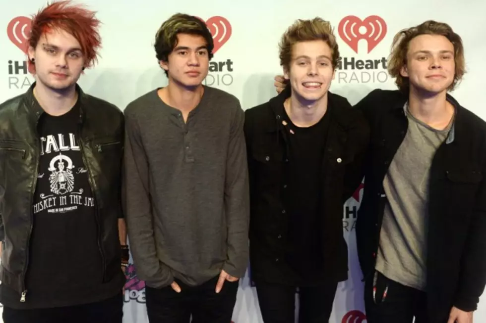 5 Seconds of Summer Dress Up As Old People, Ashton Gives Calum Hard-Hitting Advice [PHOTO]