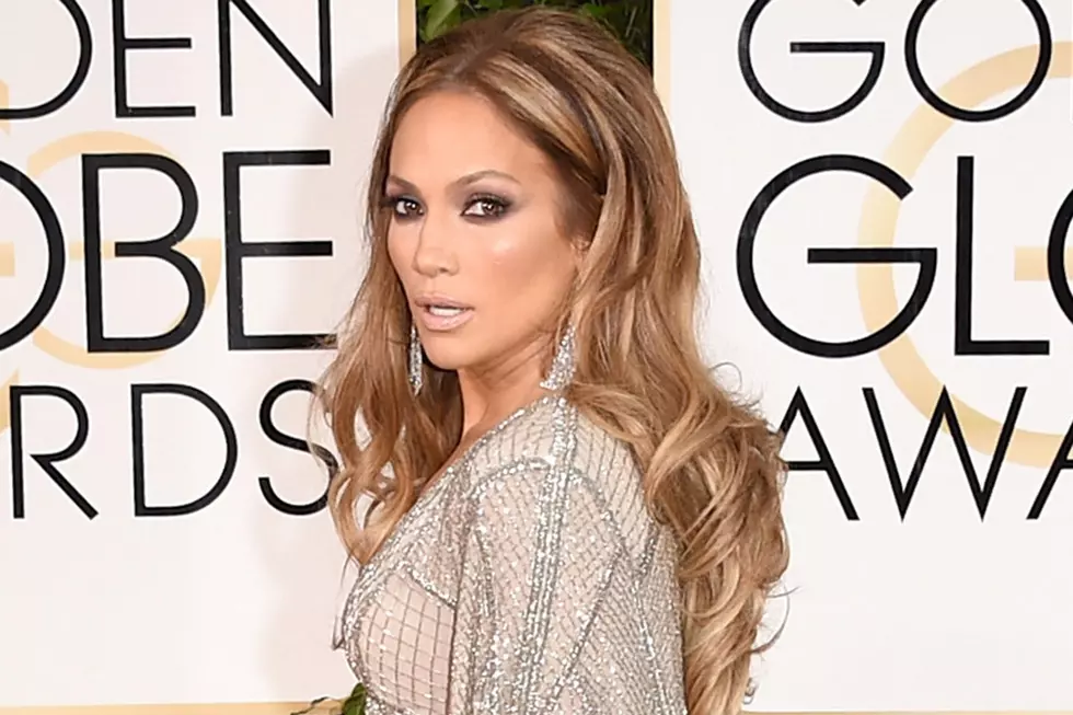 Jennifer Lopez Wore a Super Low Cut Dress to the 2015 Golden Globe Awards