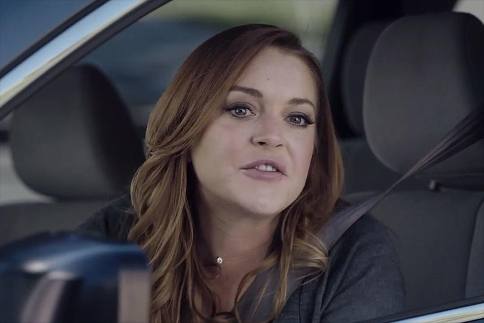 Lindsay Lohan Is &#8216;Sorta Your Mom&#8217; in 2015 Super Bowl Esurance Ad [VIDEO]
