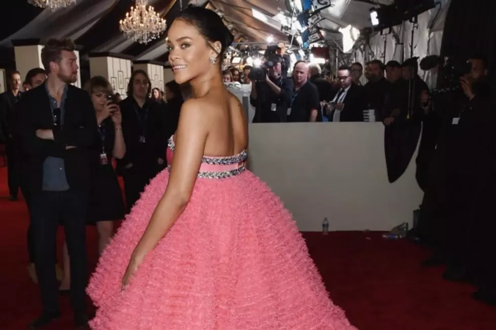 Rihanna Dons a Poofy, Pink Dress at 2015 Grammys, Fans React [PHOTO]