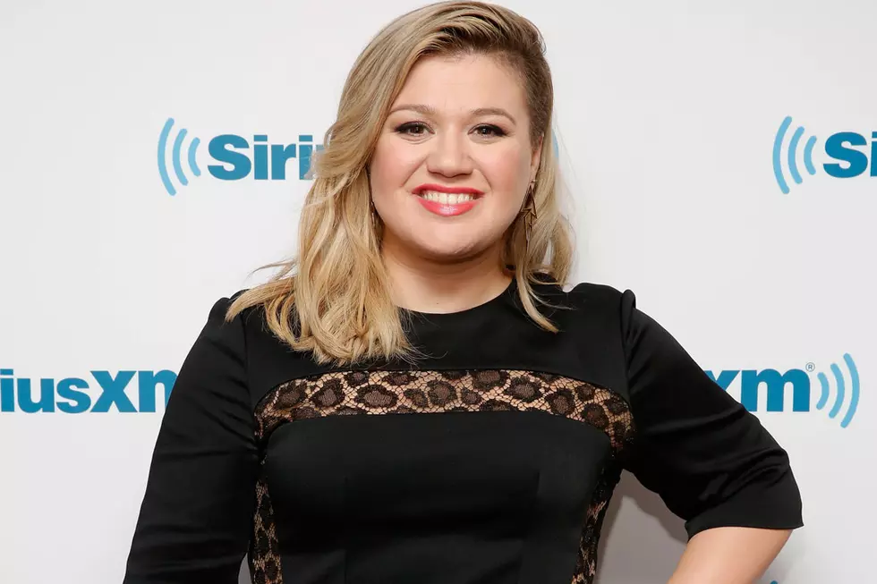 Kelly Clarkson Has the Best Response to Nasty, Fat-Shaming Tweets