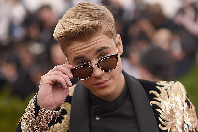 No, The New Justin Bieber Nudes Are Not Real
