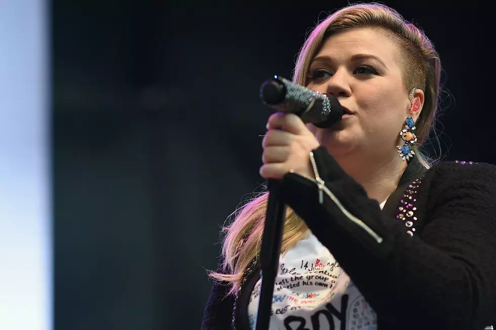 Kelly Clarkson Kicks Off ‘Piece By Piece’ Tour With Tori Kelly Cover + More