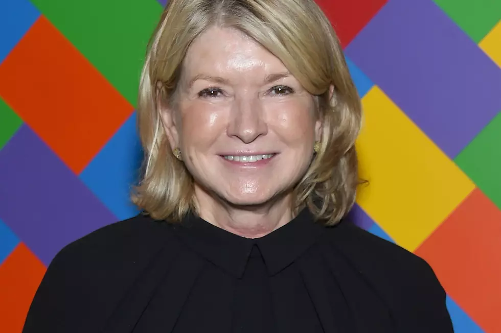 Is Martha Stewart’s Lobster Cooking Method Odd Or Awesome?
