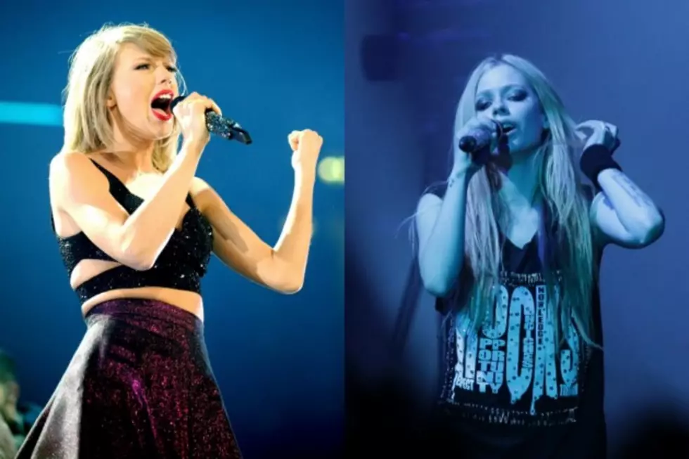 Taylor Swift and Avril Lavigne Squash Twitter Beef Rumors, Perform &#8216;Complicated&#8217; Duet