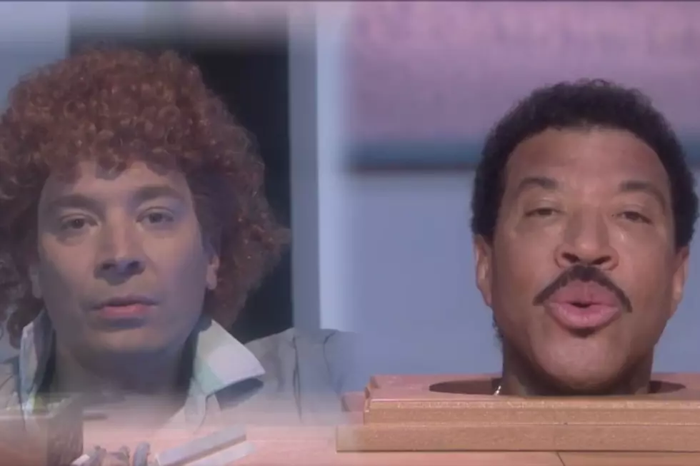 Jimmy Fallon and Lionel Richie’s Head Team Up For Cheesy ‘Hello’ Duet On The Tonight Show