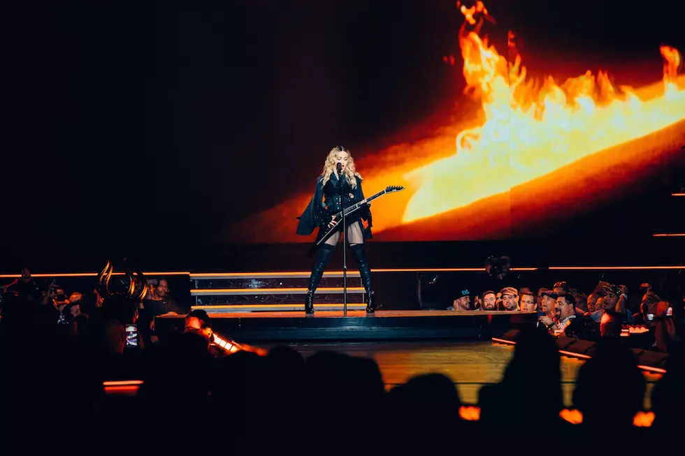 Madonna to Honor Prince at 2016 Billboard Music Awards
