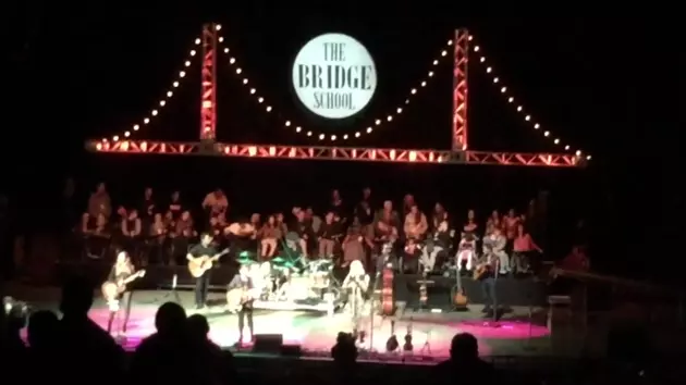Dixie Chicks Give Lana Del Rey&#8217;s ‘Video Games’ a Country Makeover at Bridge School Benefit