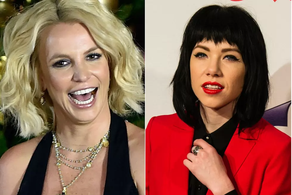 Britney Spears, Ladies of &#8216;Grease: Live&#8217; + More to Appear at People&#8217;s Choice Awards