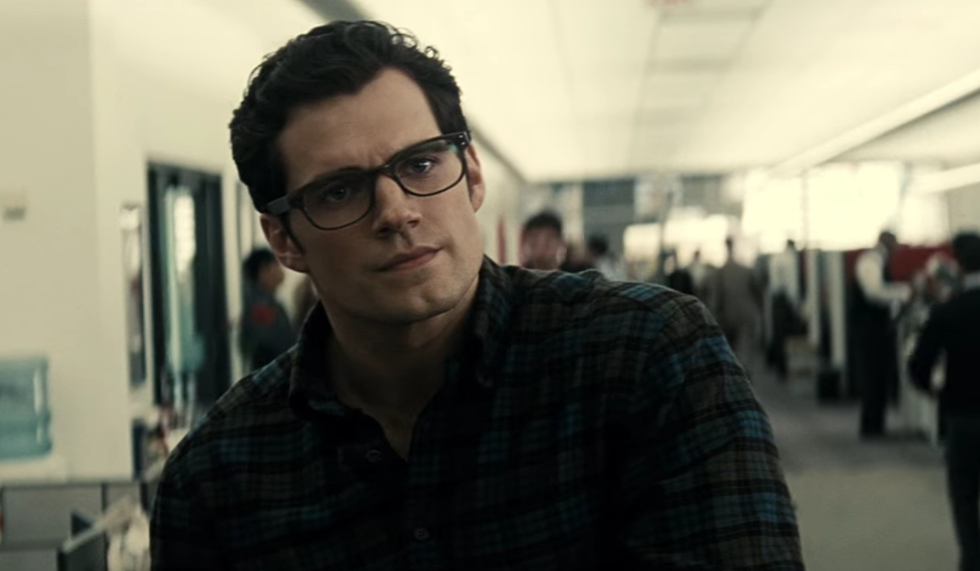 ‘Batman v Superman’ Teasers: The Feud Intensifies In New Clips