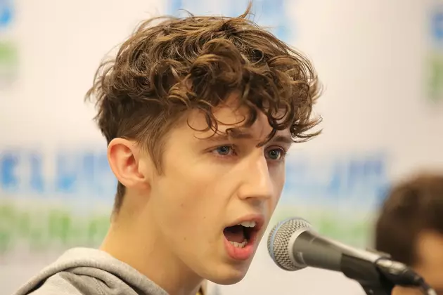 Rude Concertgoer Throws Water Bottle and Hits Troye Sivan in the Face at Sydney Concert