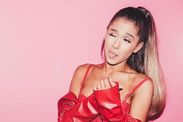 Ariana Grande&#8217;s Mom Reviews &#8216;Dangerous Woman,&#8217; Freaks Out + Nearly Pukes