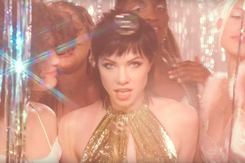 Carly Rae Jepsen and Friends Just Wanna Have Fun in ‘Boy Problems’ Video