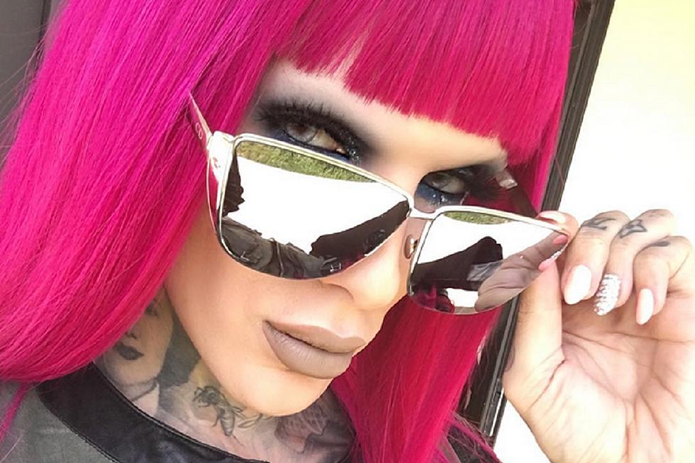 Jeffree Star Posts Scathing Review of Kylie Jenner’s Lipgloss, Kylie Responds