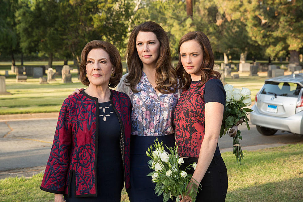 &#8216;Gilmore Girls&#8217; Creator and Cast Spill Intel on &#8216;Year In the Life&#8217;, Richard&#8217;s Death