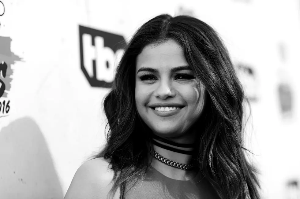 Selena Gomez Sets New Instagram Record With 100 Million Followers
