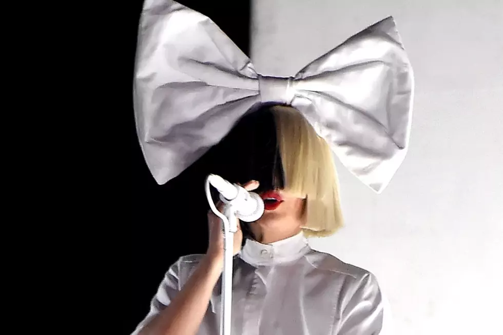 Sia Celebrates Six Years of Sobriety on Twitter: ‘Thank You to Those Who Contributed’