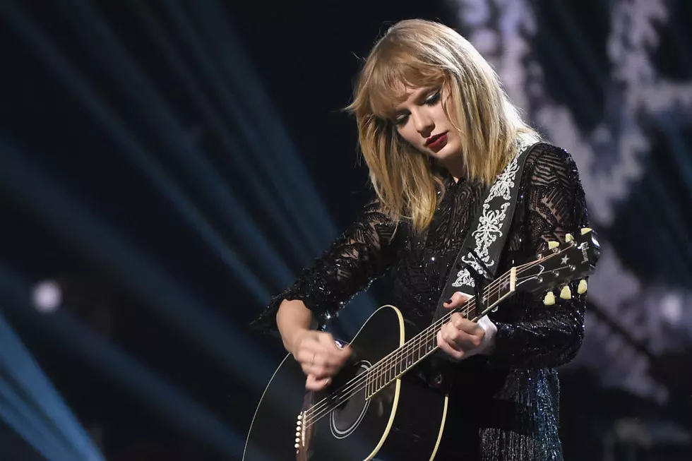 Is Taylor Swift Returning to Her Country Roots With Next Album?