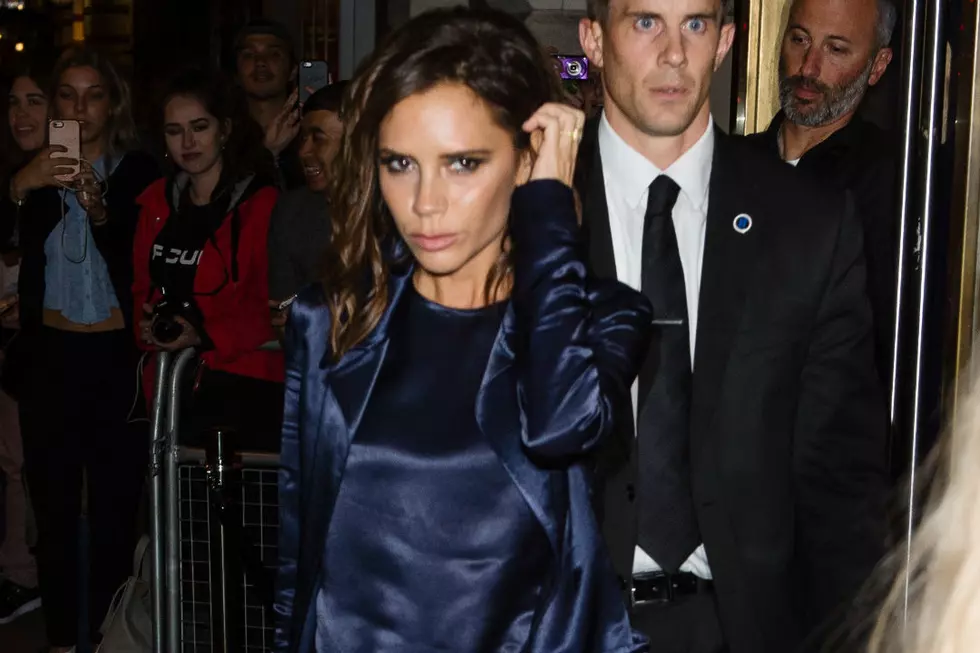Victoria Beckham Receives OBE From Prince William in Particularly Posh Ceremony