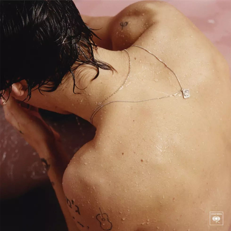 Harry Styles’ Anthemic Debut Solo Album Is Out Now