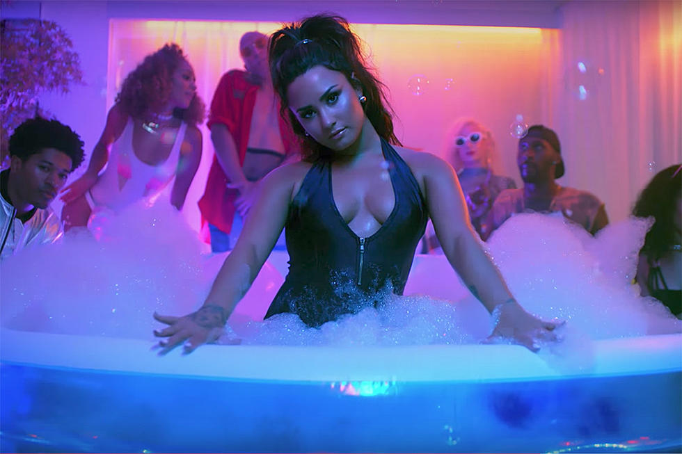 Demi Lovato’s Throws House Party for ‘Sorry Not Sorry’ Video