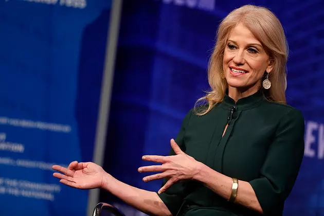 Twitter Had a Field Day With Kellyanne Conway&#8217;s Flash Cards