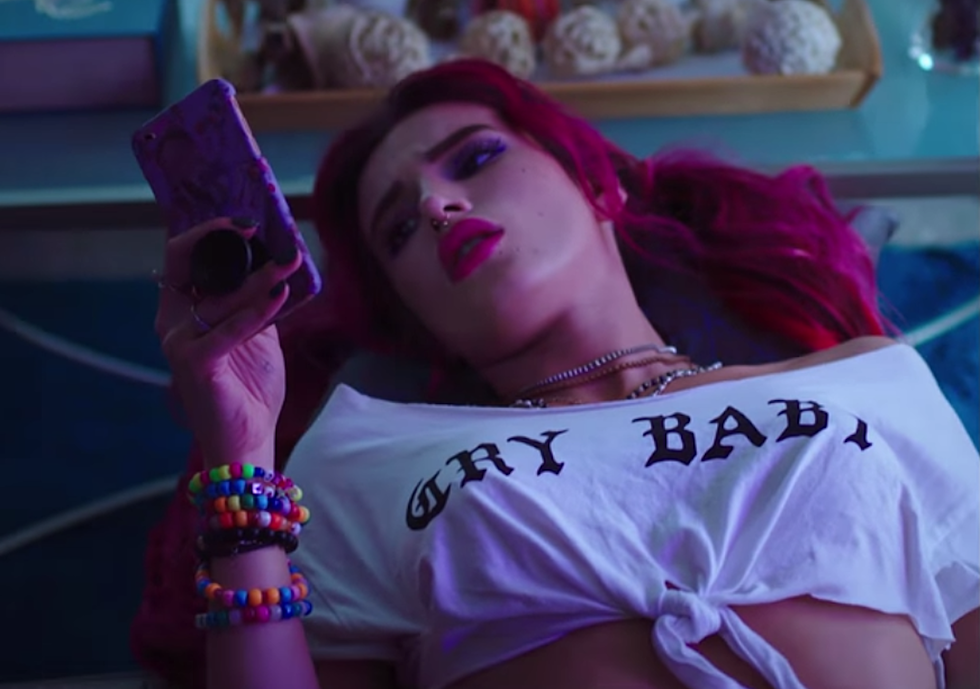 Bella Thorne Hates Being Blown Off in Prince Fox&#8217;s &#8216;Just Call': Watch