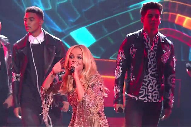 Emma Bunton Performs &#8216;Say You&#8217;ll Be There&#8217; on &#8216;Boy Band&#8217;