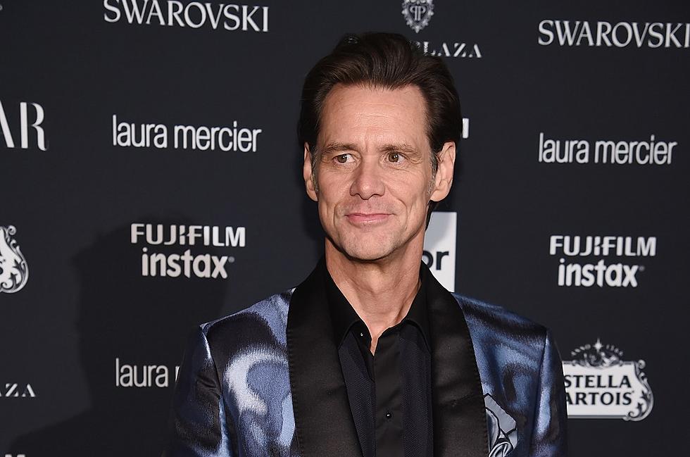 Jim Carrey Gives Bizarre Interview at NYFW Event
