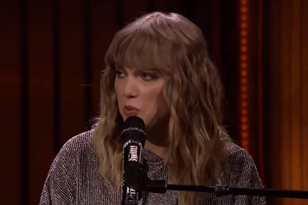 Taylor Swift Plays &#8216;New Year&#8217;s Day&#8217; in Surprise Performance: ICYMI