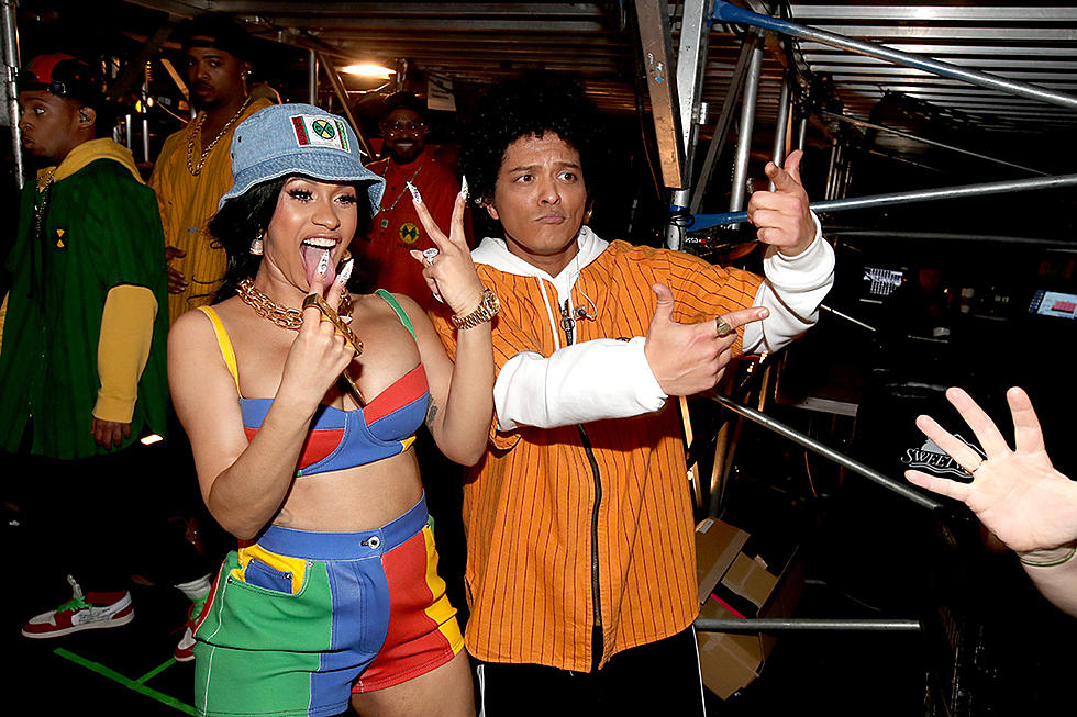 Cardi B and Bruno Mars Goof Off Backstage at the 2018 Grammy Awards (PHOTOS)
