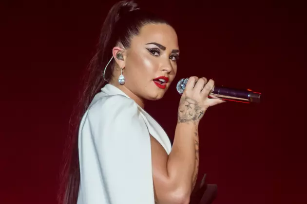 Demi Lovato Blasts Instagram for &#8216;Fat Shaming&#8217; Ad: &#8216;Keep This Off My Feed!&#8217;