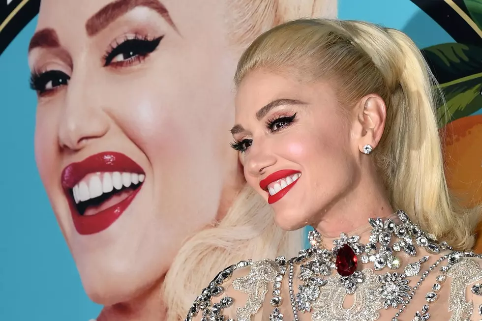 Gwen Stefani Kicks Off Vegas Residency With Wardrobe Malfunctions, Blake Shelton ‘Fantasy’
