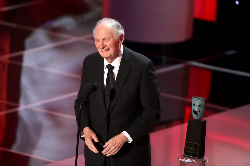 2019 SAG Awards: Alan Alda Says ‘Actors Can Help’ Fix Divided America While Accepting Lifetime Achievement Award