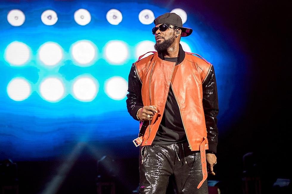 Is R. Kelly Living In His Chicago Music Studio?