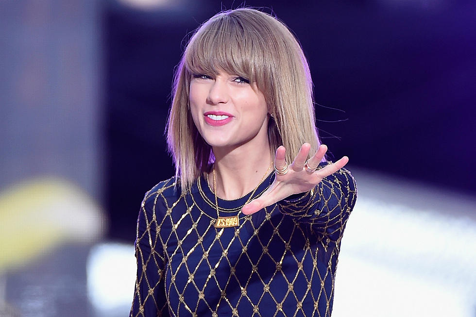 Taylor Swift Just Shared Her First Photo From the Set of ‘Cats’