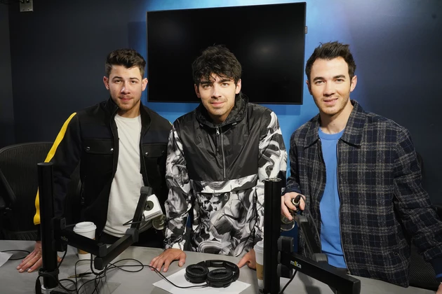 Jonas Brothers&#8217; &#8216;Sucker&#8217; Comeback Single Is a No. 1 Smash on Spotify, YouTube + More