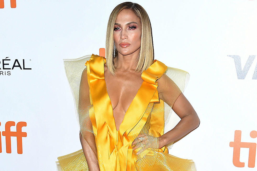 Jennifer Lopez Confronted by Animal Rights Activists at ‘Hustlers’ Premiere: Watch