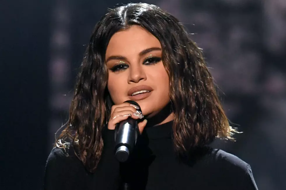 Selena Gomez Suffered From a ‘Panic Attack’ Right Before Her AMAs Performance