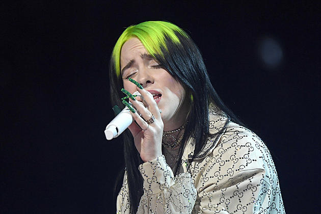 Billie Eilish Sparkles During Debut 2020 Grammys Performance