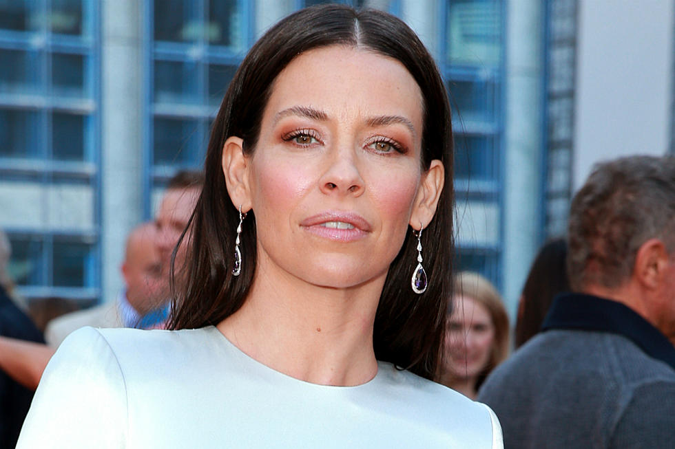 Evangeline Lilly Suggests the Coronavirus Is a Hoax