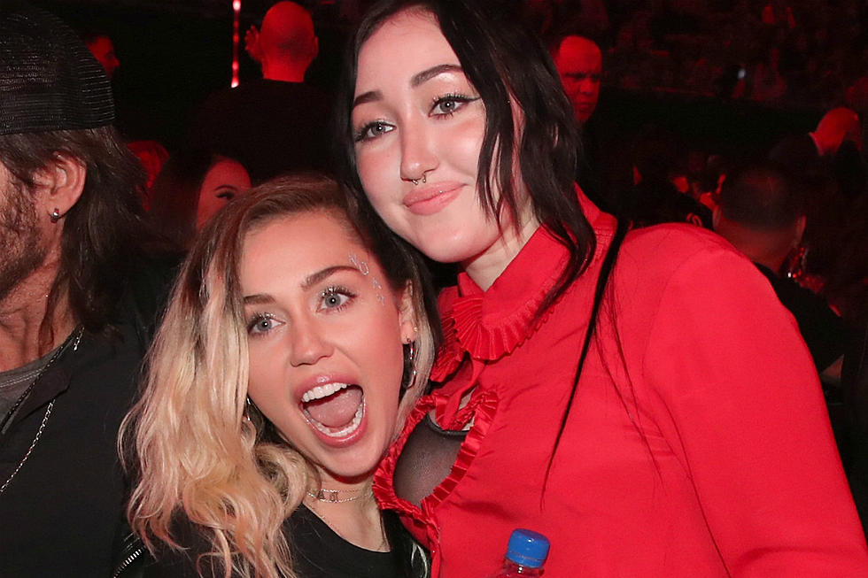 Noah Cyrus Admits Living in Sister Miley’s Shadow Was ‘Unbearable’