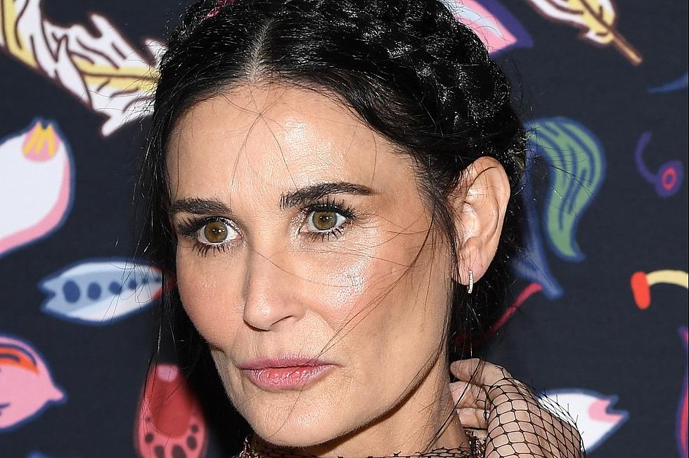 What Is Going on Inside Demi Moore’s Bizarre Bathroom?