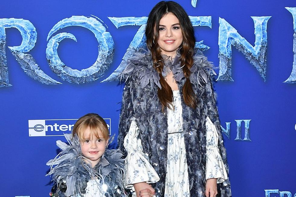 Selena Gomez and Younger Sister Gracie Reenact &#8216;Full House&#8217; Fight in Rare Video