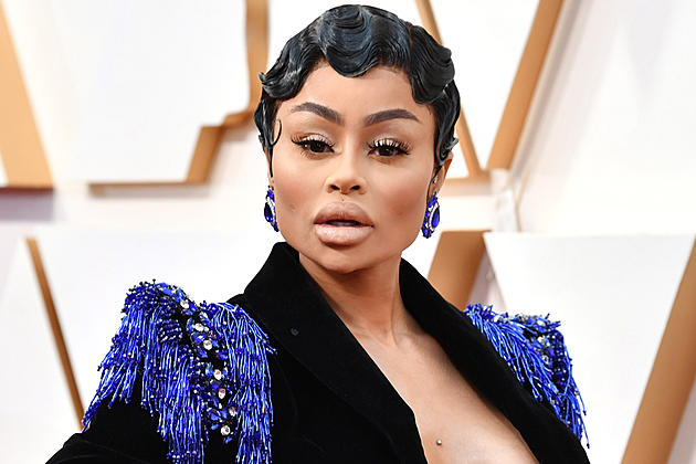 Blac Chyna Rants About COVID-19 Vaccine During Airport Outburst