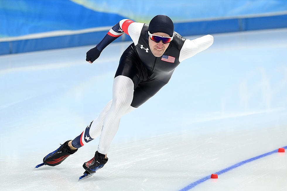 Olympic Speed Skater Casey Dawson Borrows Blades After Flight to Beijing Loses His Luggage