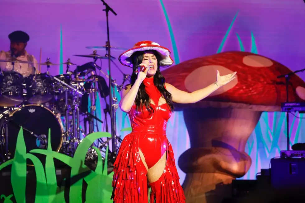 Katy Perry Addresses Viral Eye 'Glitch' Video